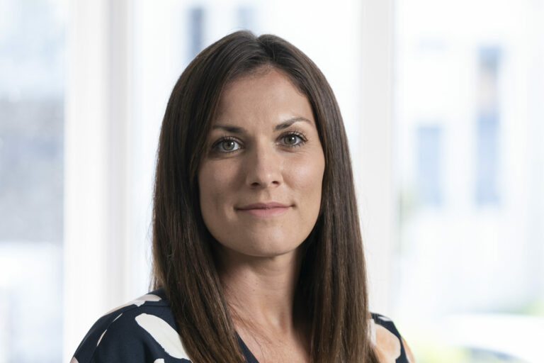 Portrait Ernestine Bokshi